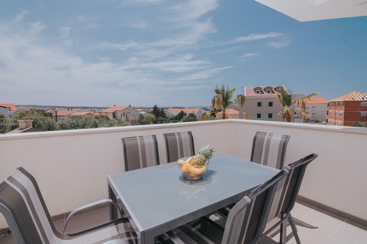 נובליה Apartments Pool Villa Aldura מראה חיצוני תמונה