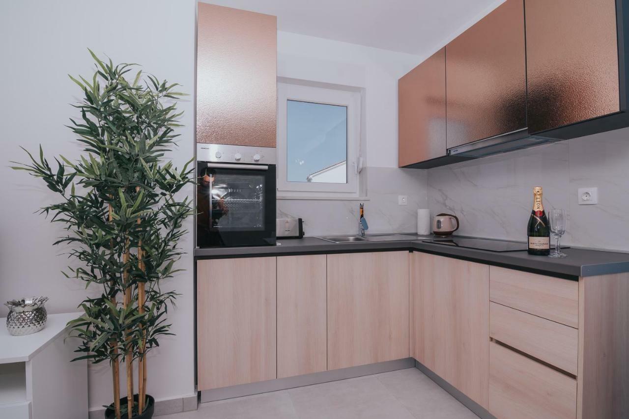 נובליה Apartments Pool Villa Aldura מראה חיצוני תמונה